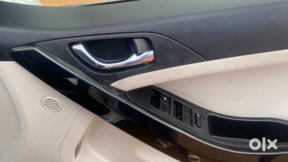Tata Nexon 1.2 Revotron Xza Plus Premium, 2021, Petrol
