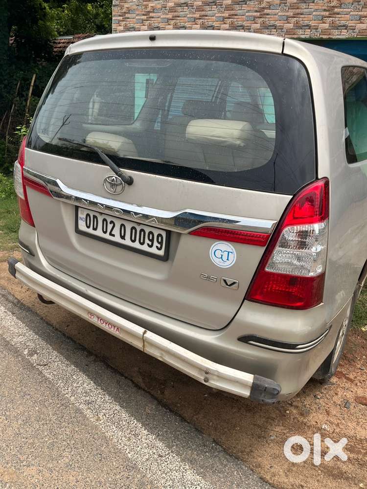 Toyota Innova Diesel 2014