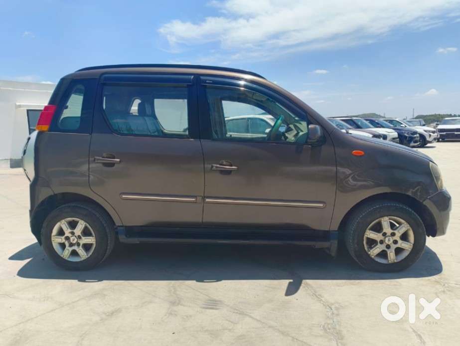 Mahindra Quanto C8, 2013, Diesel