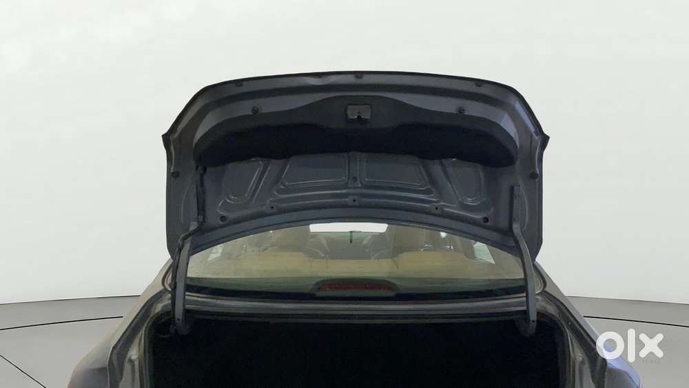 Hyundai Verna [2015-2017] Fluidic 4s 1.6 Vtvt S At, 2015, Petrol