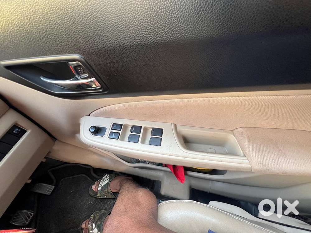 Maruti Suzuki Dzire 2017 Petrol Manual