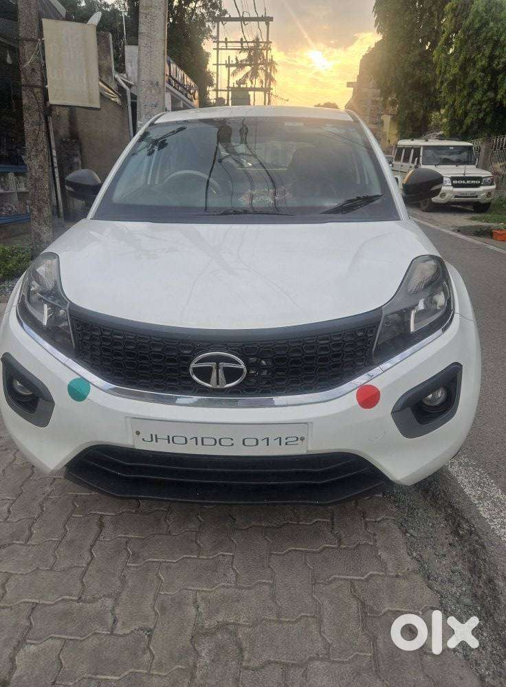 Tata Nexon 1.2 Revotron Xm (s), 2018, Petrol