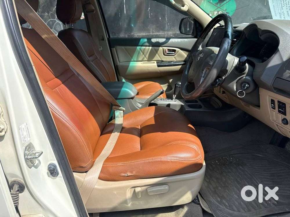 Toyota Fortuner 3.0 4x2 Automatic, 2013, Diesel
