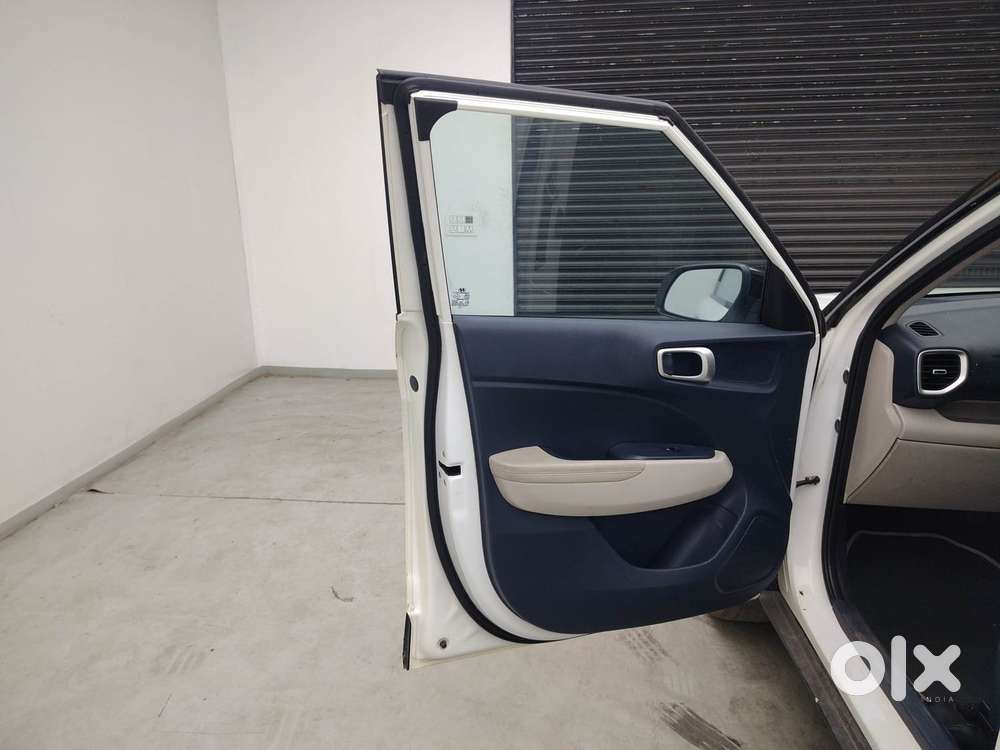 Hyundai Venue 1.0 Sx Turbo Dct, 2020, Petrol