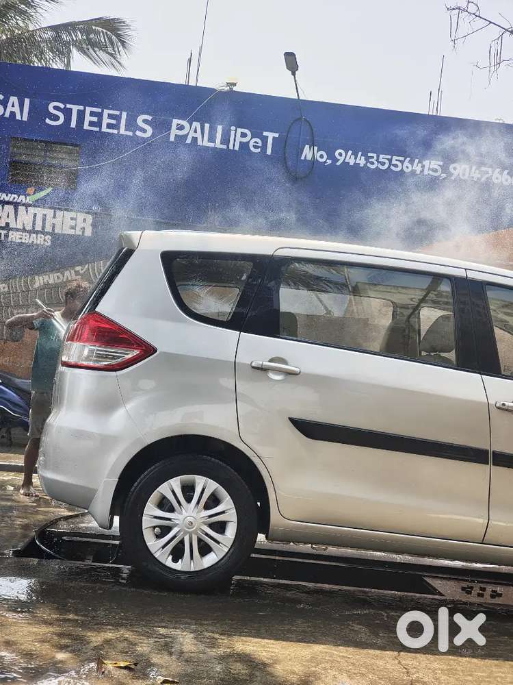 Maruti Suzuki Ertiga 2013 Petrol 200000 Km Driven