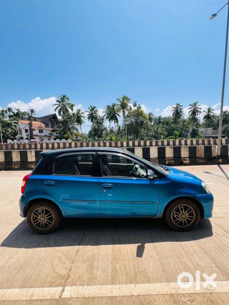 Toyota Etios Liva 1.2 Vx, 2016, Petrol