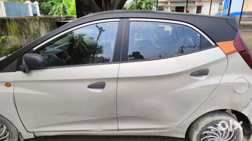 Hyundai Eon 2012 Petrol Well Maintained