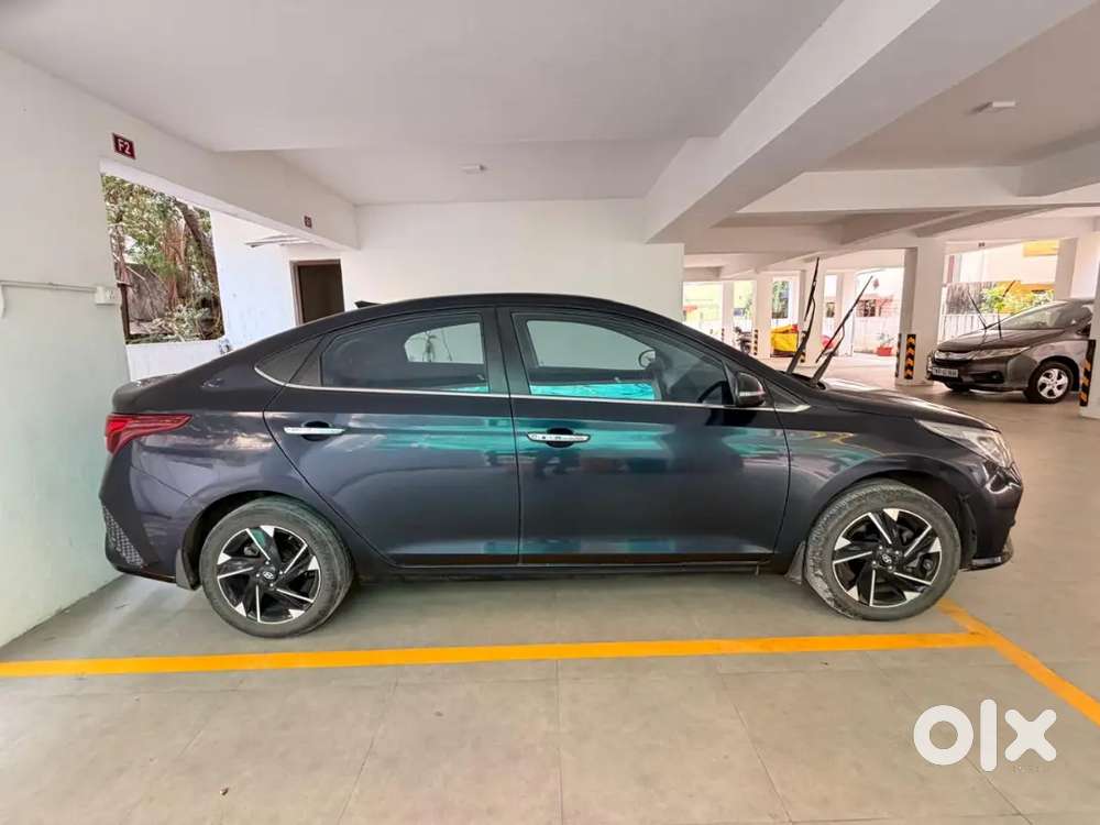 Very Good Condition Verna Automatic