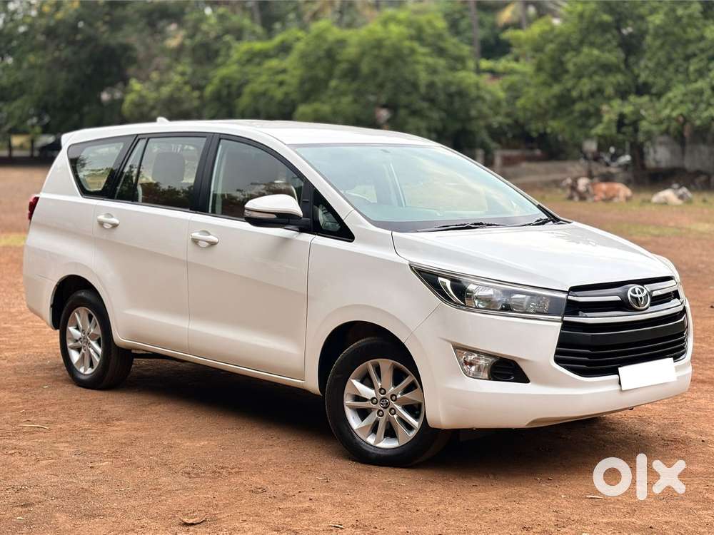 Toyota Innova Crysta 2.4 G Mt 8s, 2017, Diesel