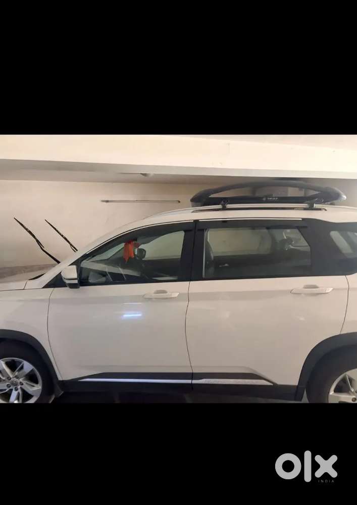 Mg Hector Plus 2022 Petrol 20000 Km Driven