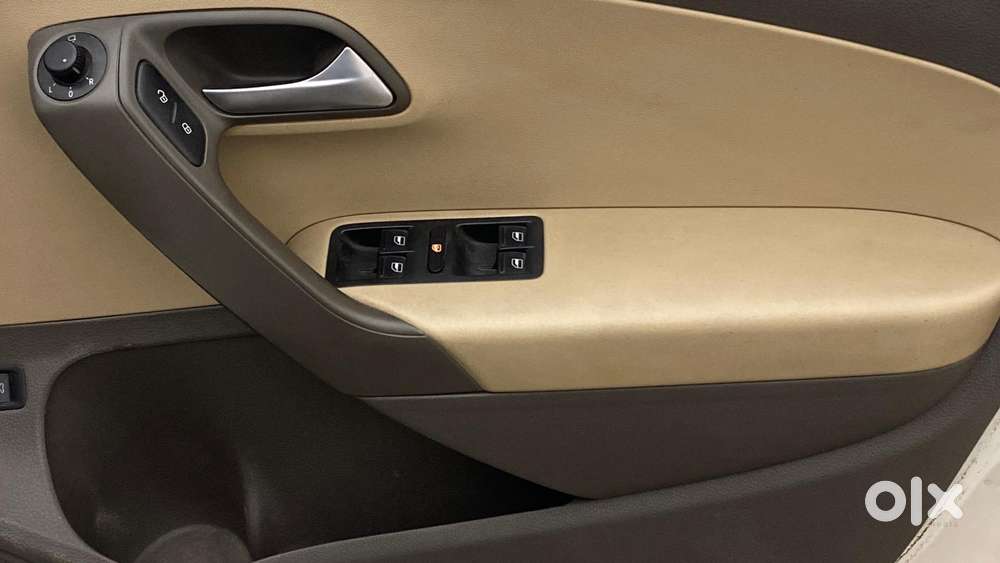 Volkswagen Vento 1.5 Highline Plus At 16 Alloy, 2017, Diesel