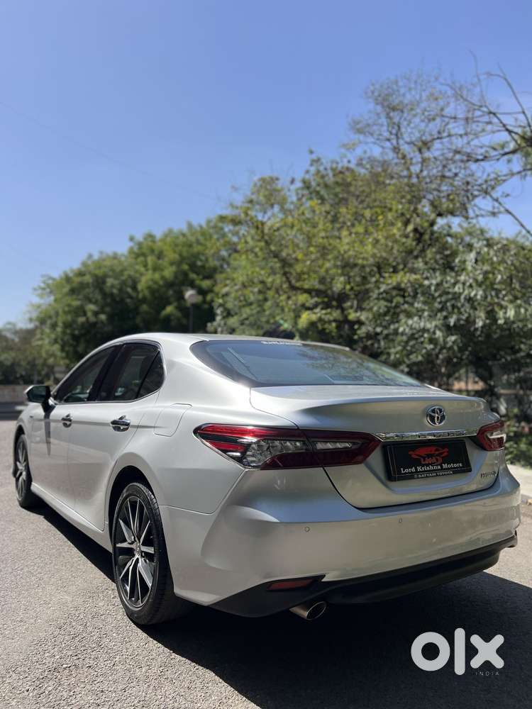 Toyota Camry 2.5 Hybrid, 2022, Petrol