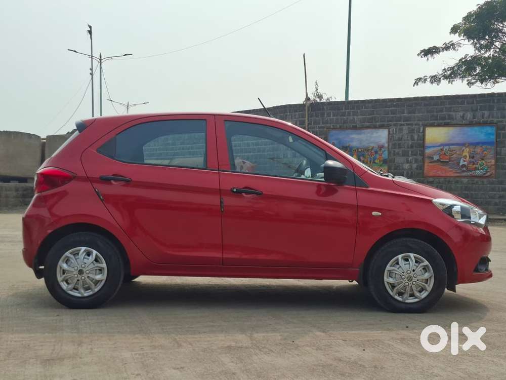 Tata Tiago 1.2 Revotron Xm, 2017, Petrol