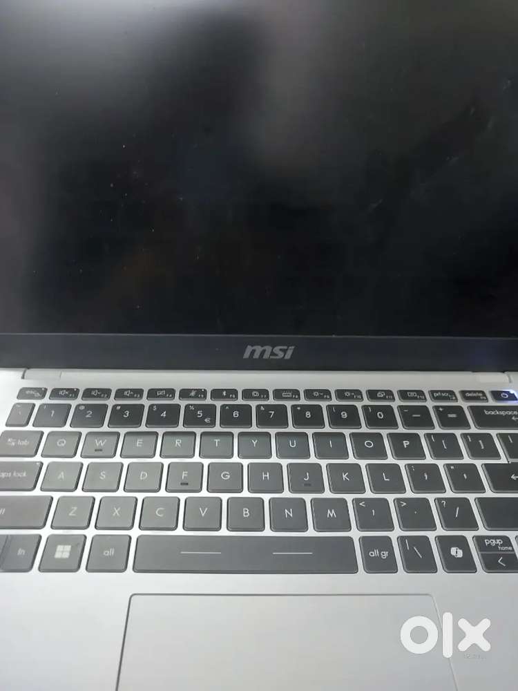 Msi laptop 14inch under warranty i3 with box and charger