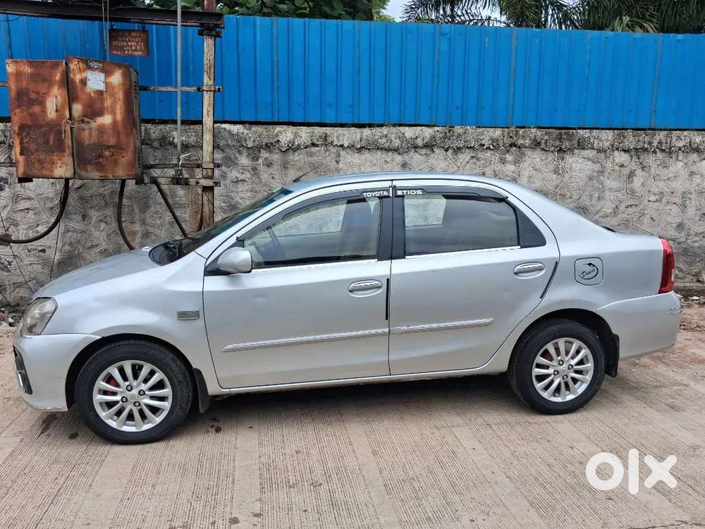 Toyota Etios Xclusive 2012