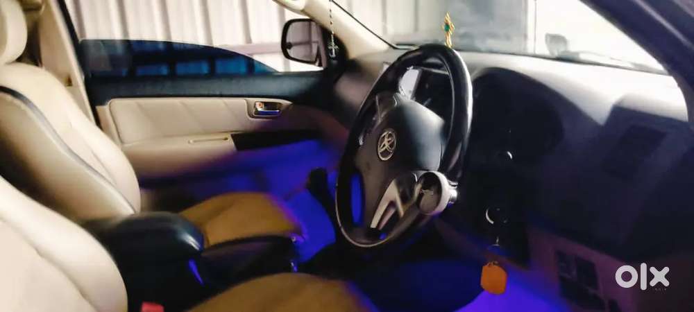 Toyota Fortuner 2015