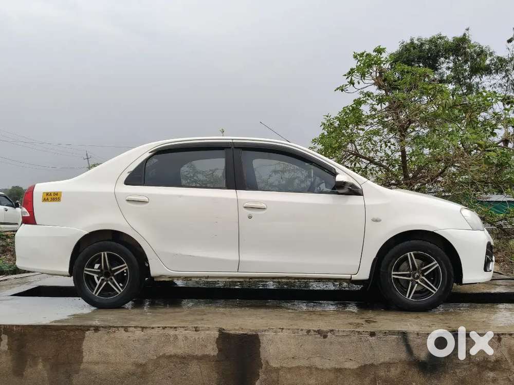 Toyota Etios 2015 Diesel Well Maintained Double Dashboard