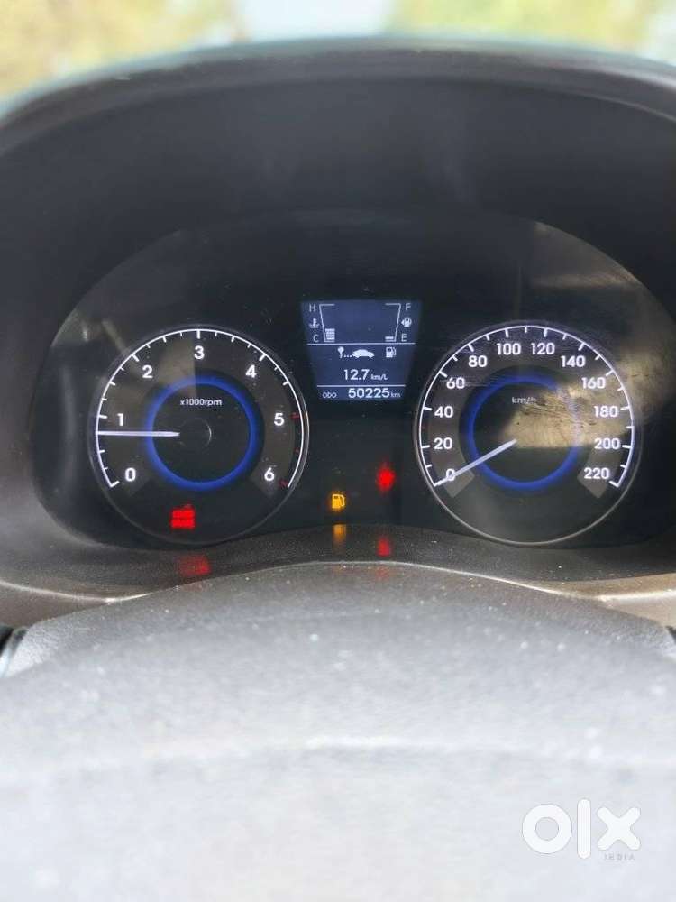 Hyundai Verna Fluidic 1.6 Crdi Sx Opt, 2015, Diesel