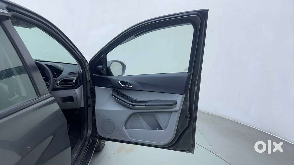Tata Tiago Xza Plus, 2020, Petrol