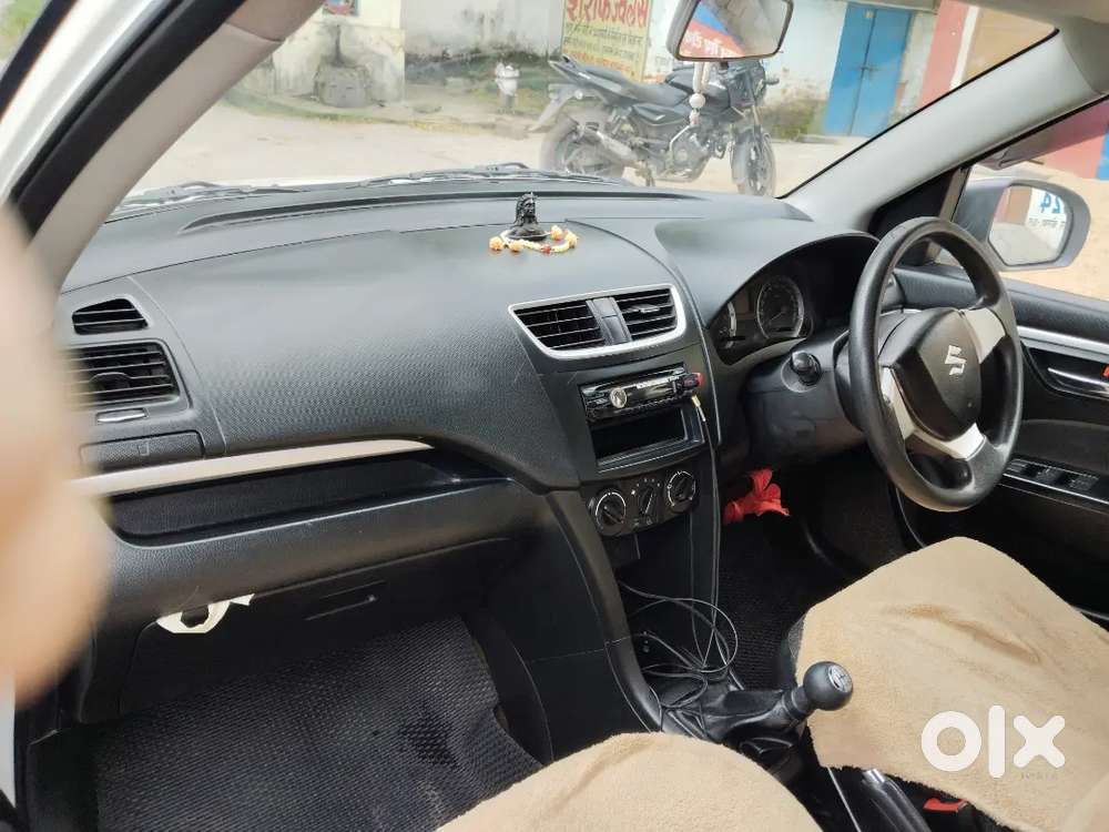 Maruti Suzuki Swift 2012
Km 55000
New Battery 
Double Key
Se
