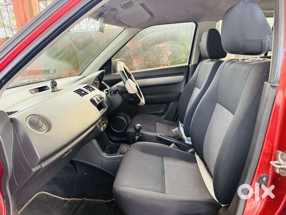 Maruti Suzuki Swift Vxi + Manual, 2009, Petrol