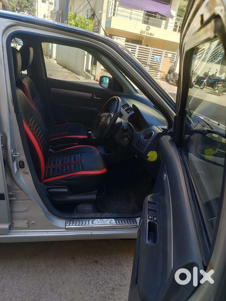 Maruti Suzuki Swift Vxi + Manual, 2010, Petrol