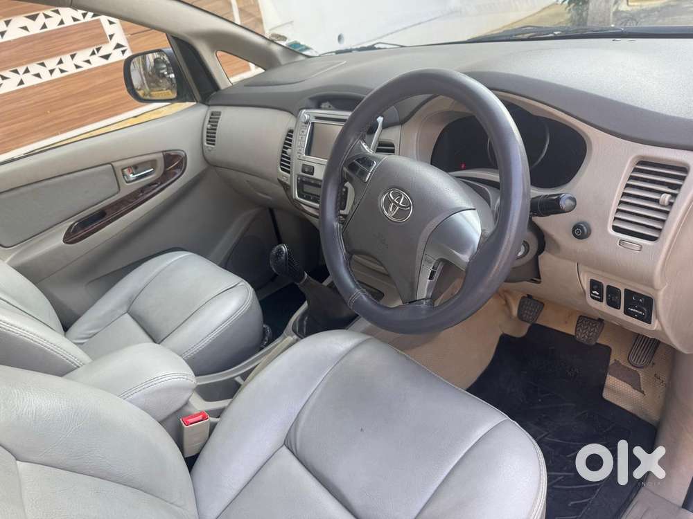 Toyota Innova 2.5 Vx 8 Str, 2013, Diesel