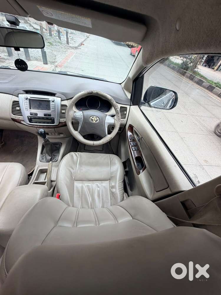 Toyota Innova 2.5 Vx 7 Str, 2014, Diesel