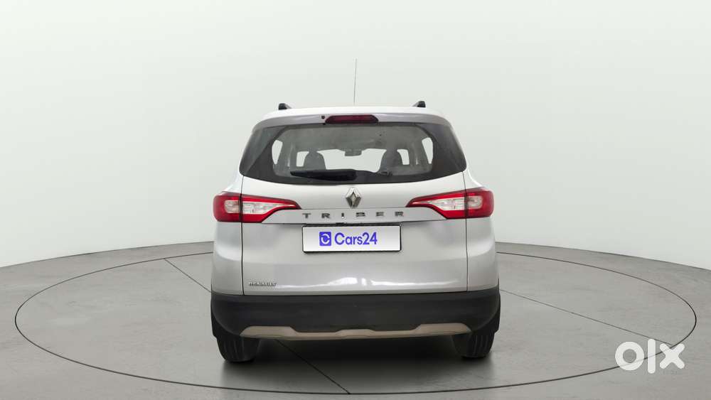 Renault Triber Rxz, 2022, Petrol