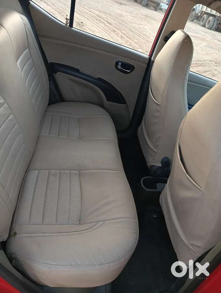 Hyundai I10 2012 Petrol 73500 Km Driven