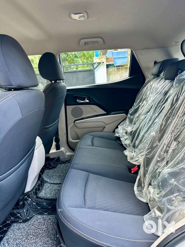 2019 Mahindra Xuv300 W8