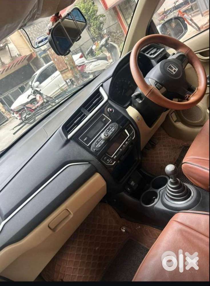 Honda Amaze 2017 Cng & Hybrids 93200 Km Driven