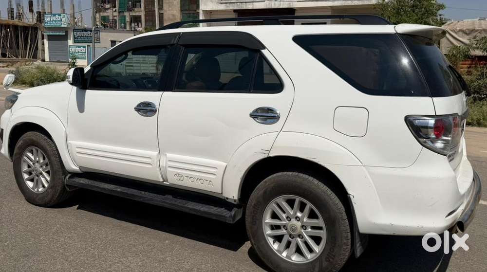 Toyota Fortuner 2013 Diesel 122065 Km Driven