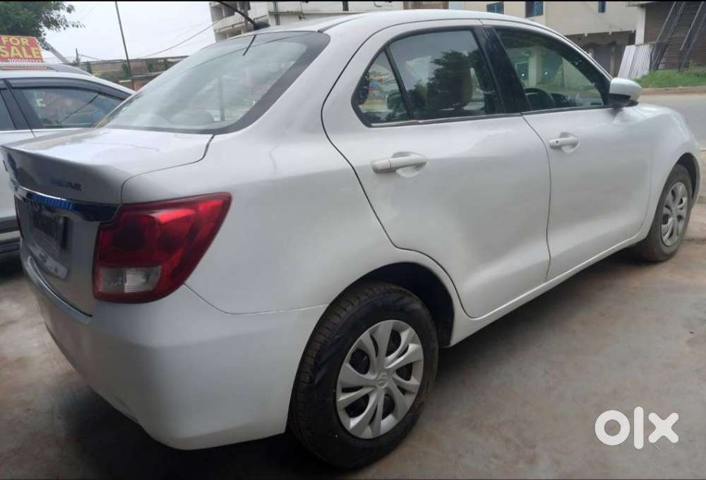Maruti Suzuki Dzire 1.2 Vxi, 2019, Petrol