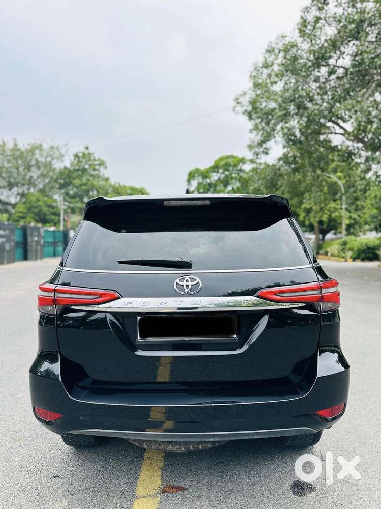 Toyota Fortuner 4x2 At 2.7 Petrol, 2025, Petrol