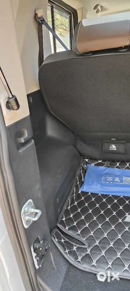 New Mahindra Roxx Maintain