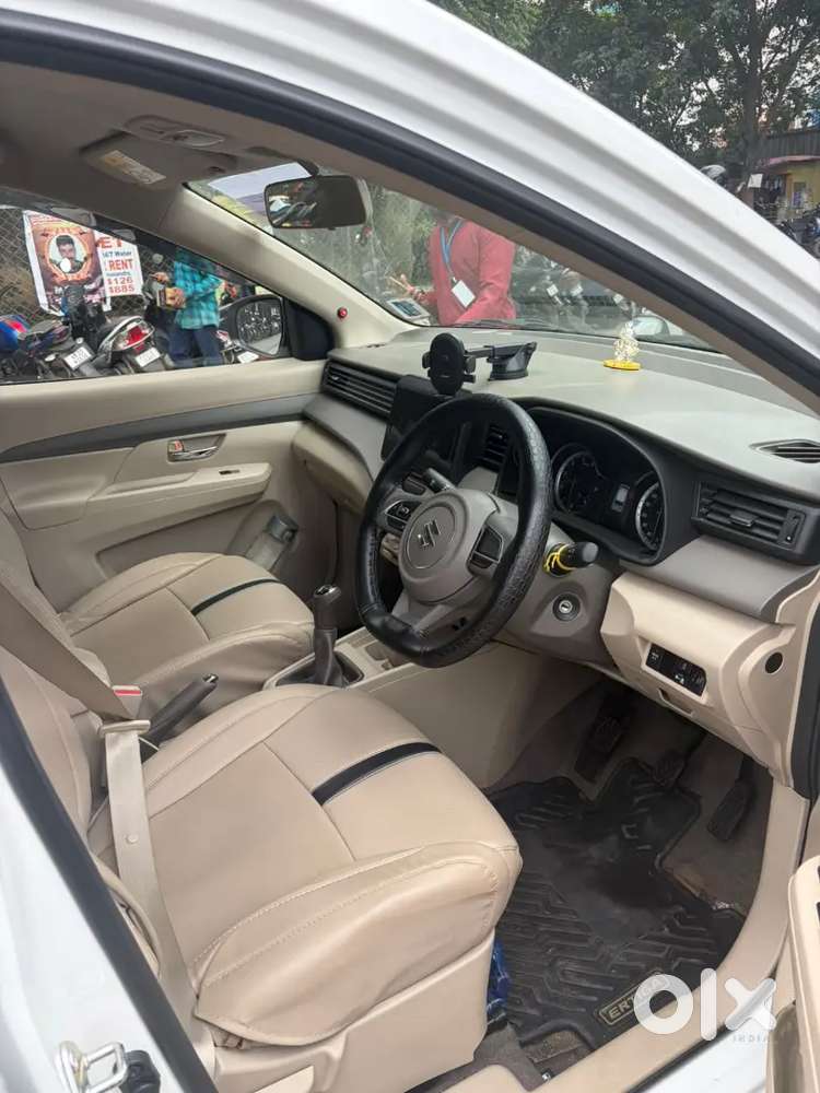 Maruti Suzuki Ertiga 1.5 Vxi 2026