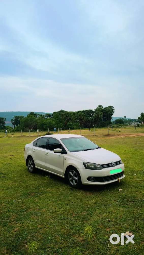 Fancy Number Worth 1 Lakh Volkswagen Vento 2014 Diesel Manual