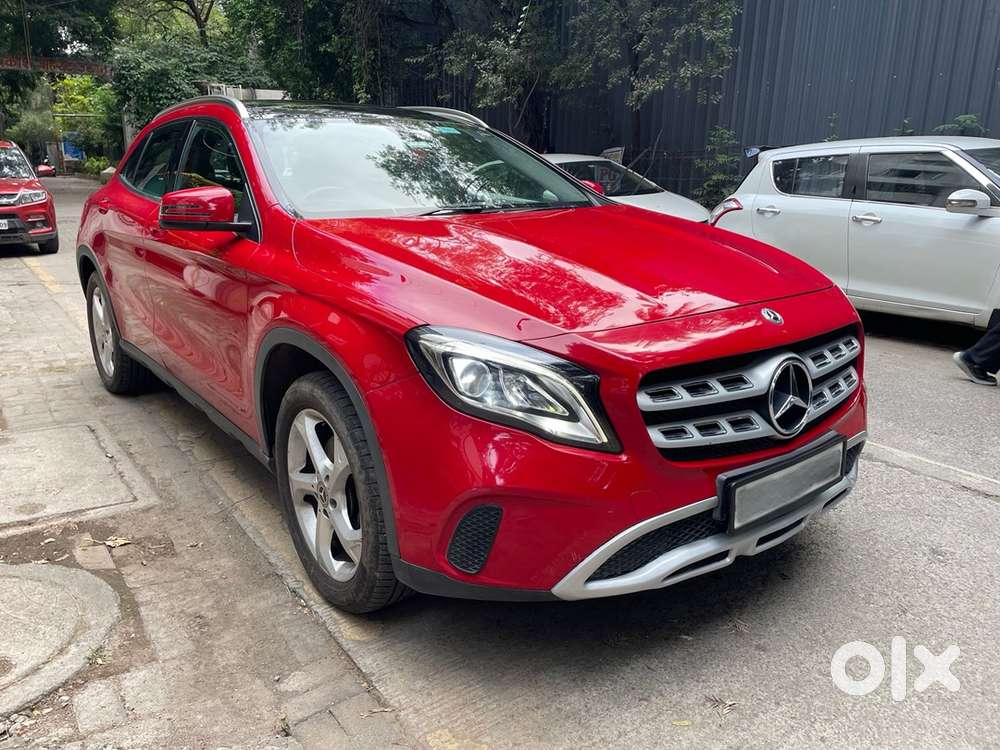 Mercedes Benz Gla 200 Petrol . 2017 Manufactured. Second Owner.