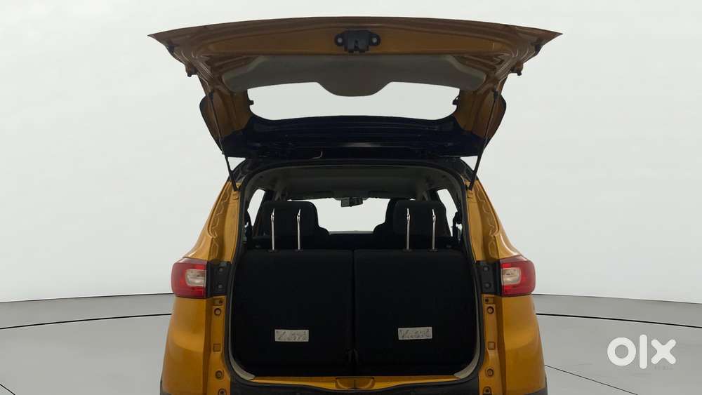 Renault Triber 1.0 Rxz Amt Dual Tone, 2021, Petrol