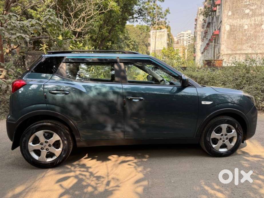 Mahindra Xuv300 1.2 W6 Amt Petrol, 2024, Petrol