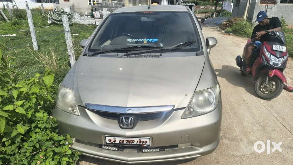 Car Is Very Gud Condition Not A Single Scratch In Car And New Tyres
