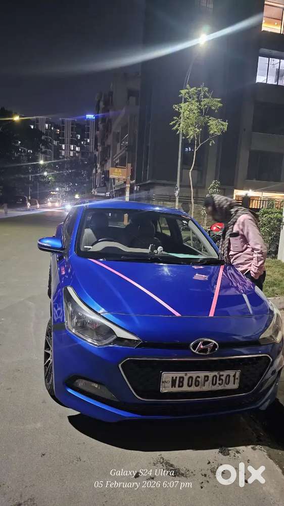 Hyundai I20 Sportz Top.model  Emi Running 7100×31