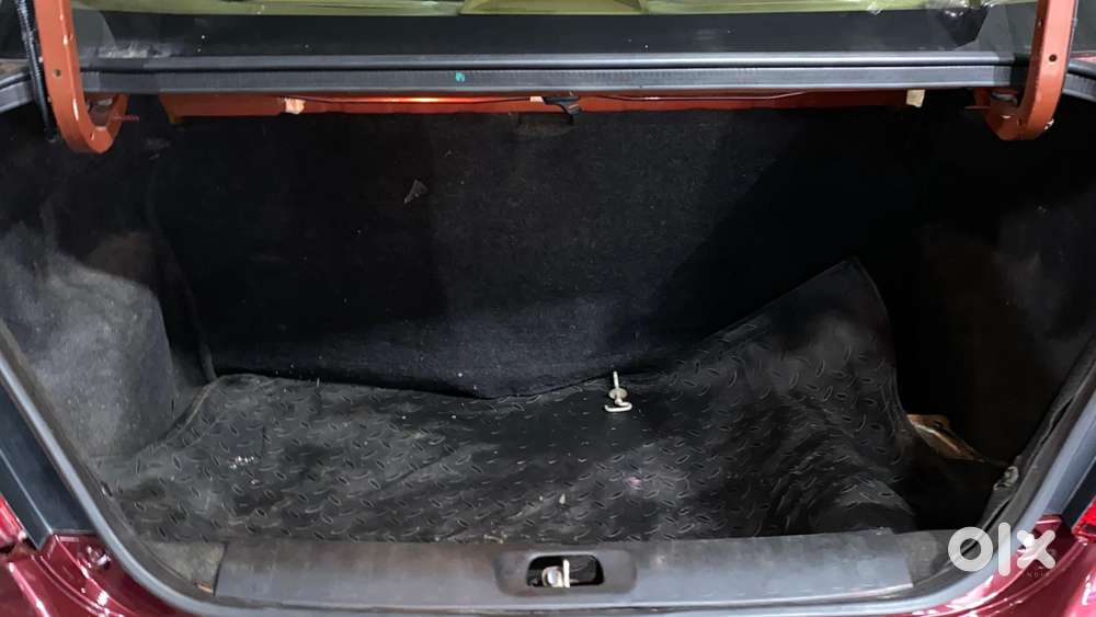 Maruti Suzuki Swift Dzire Vxi 1.2, 2015, Petrol