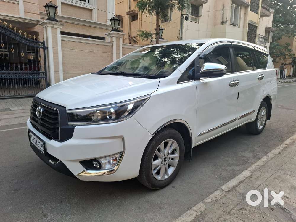 Toyota Innova Crysta 2.8 Gx At 8s, 2020, Diesel