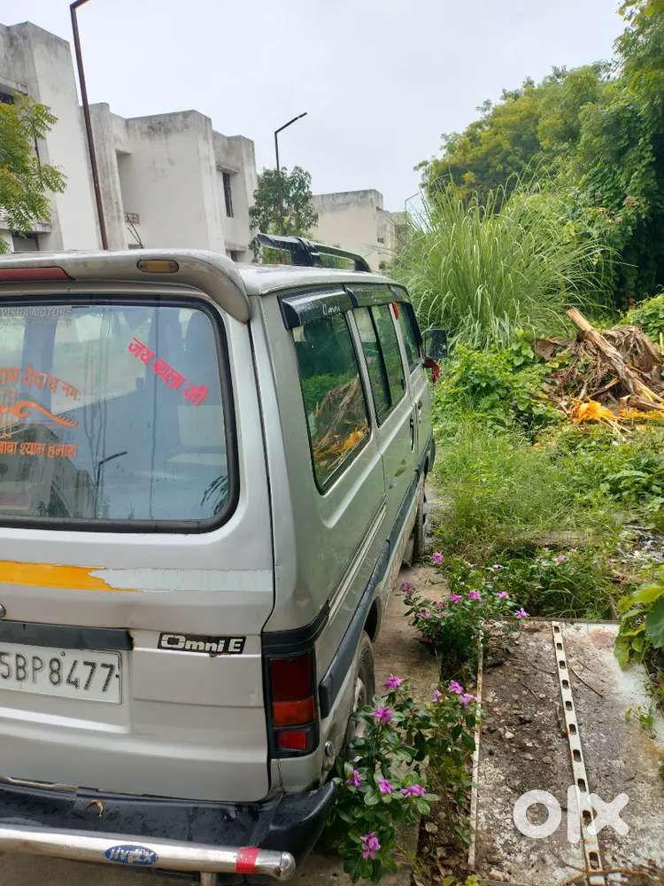 Maruti Suzuki Omni 2016 8-str