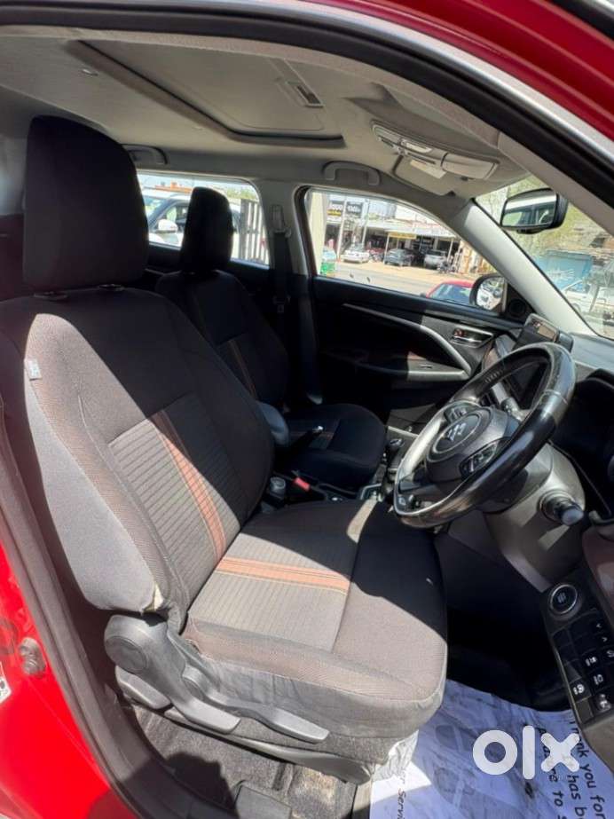 Maruti Suzuki Brezza 1.5 Zxi Plus Smart Hybrid Dual Tone, 2022, Petr..