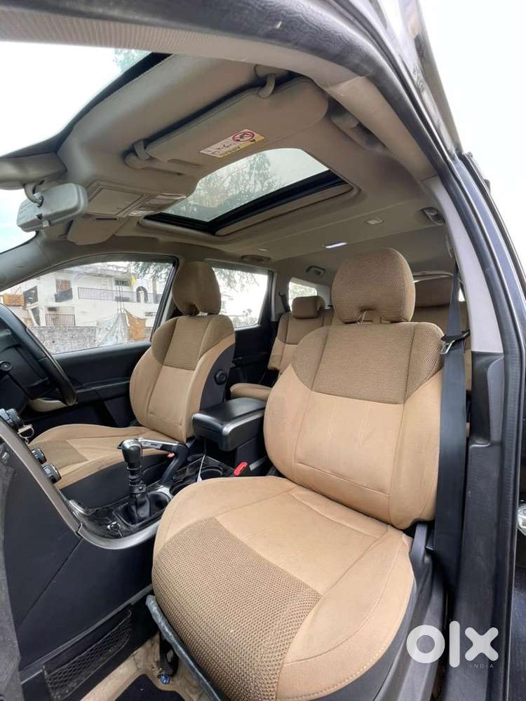 Mahindra Xuv500 W9 Fwd 2019 Diesel 170000 Km Driven