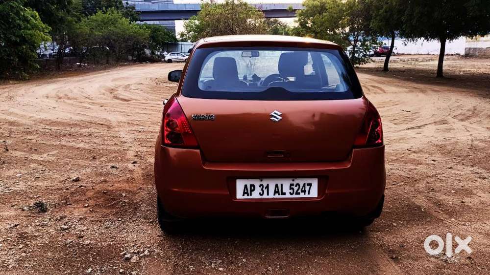 Maruti Suzuki Swift, 2005