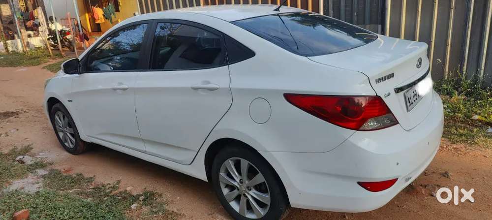 Hyundai Verna 2013 Diesel 70500 Km Drivhen